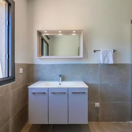 18 Porto-Vecchio (Corsica)